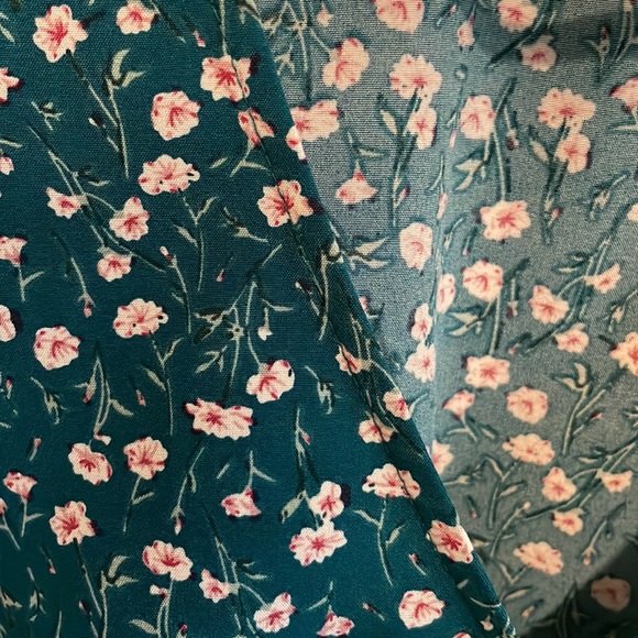 SHEIN Green Floral Print Crop Top - Picture 3 of 4